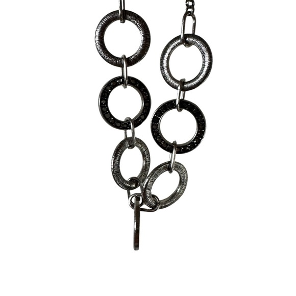 Paparazzi Modern Day Madonna Necklace and Earrings - Picture 2 of 6